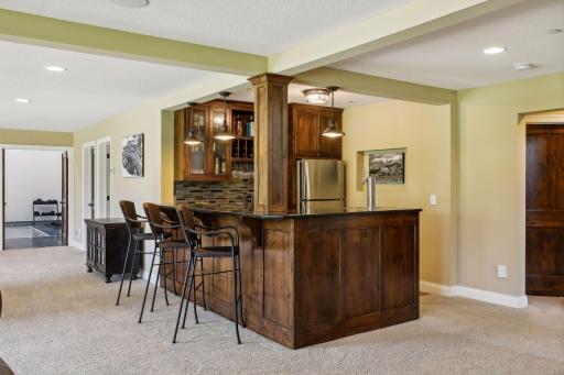 15 Monarch Lane, North Oaks, MN 55127