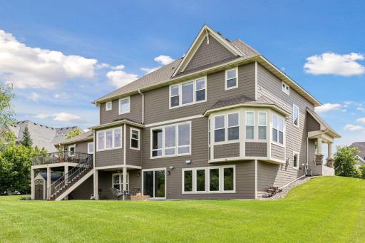 15 Monarch Lane, North Oaks, MN 55127