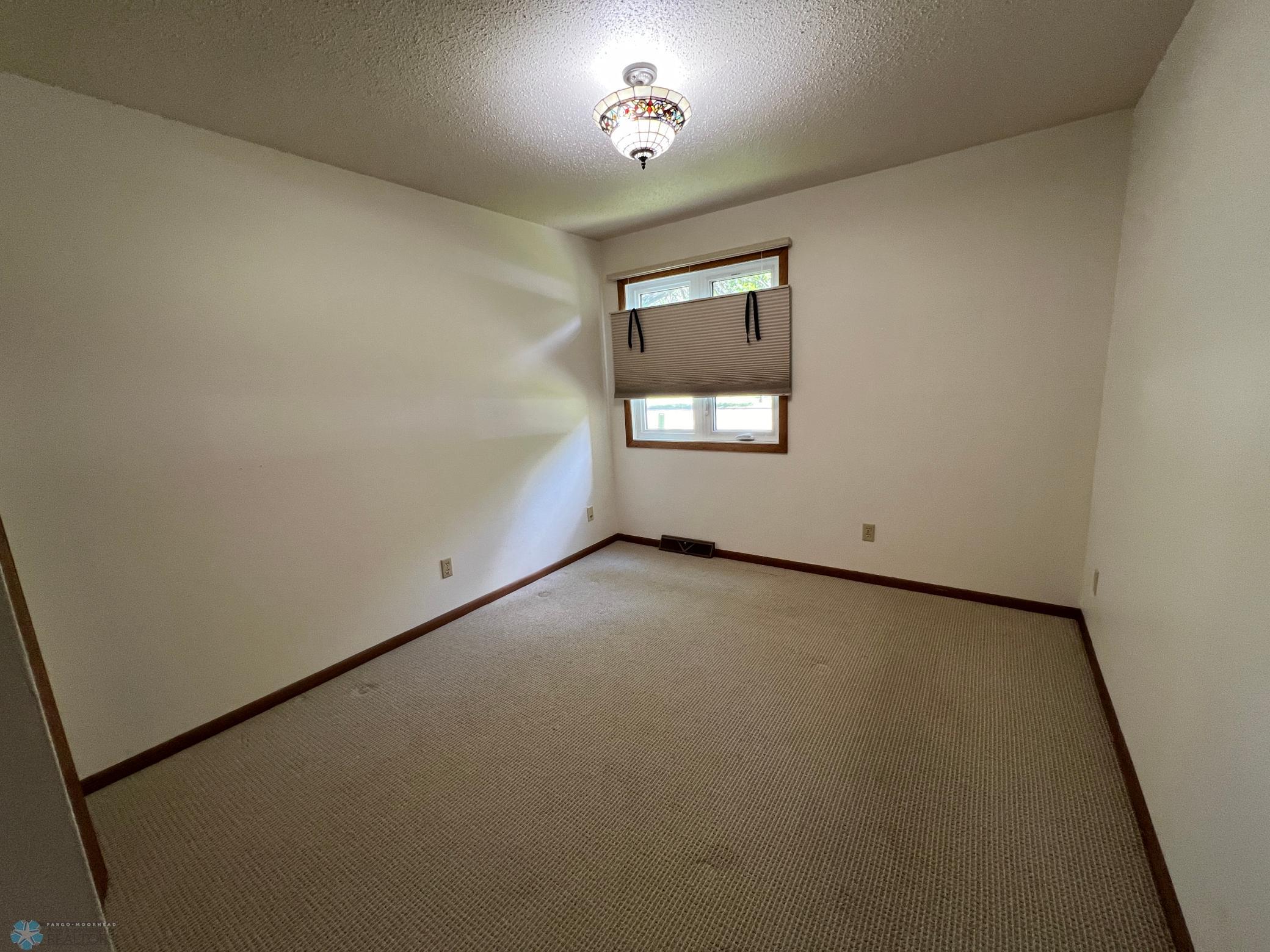 Guest BR - newer carpet