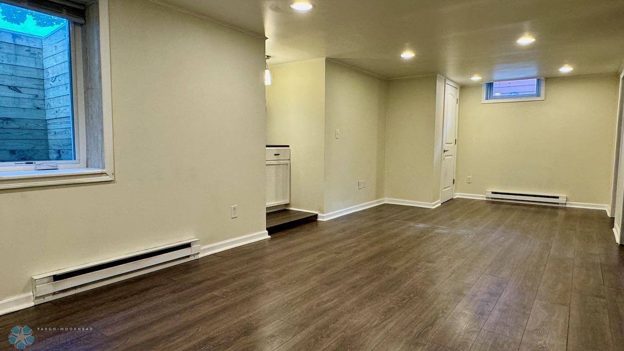 (21) Family Room.jpeg