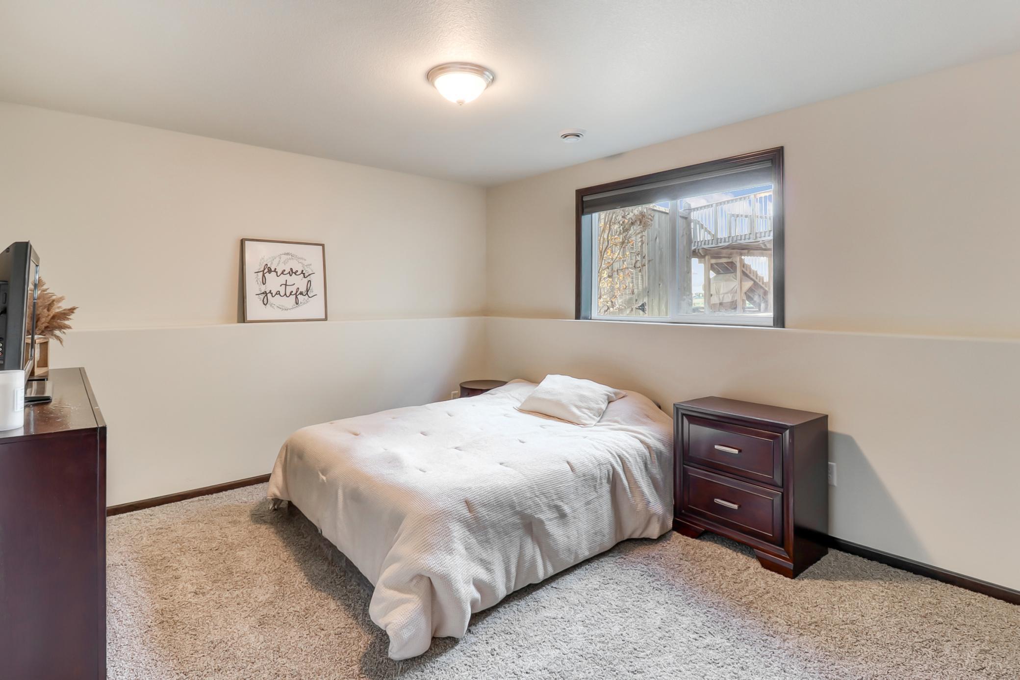 LL Bedroom 4