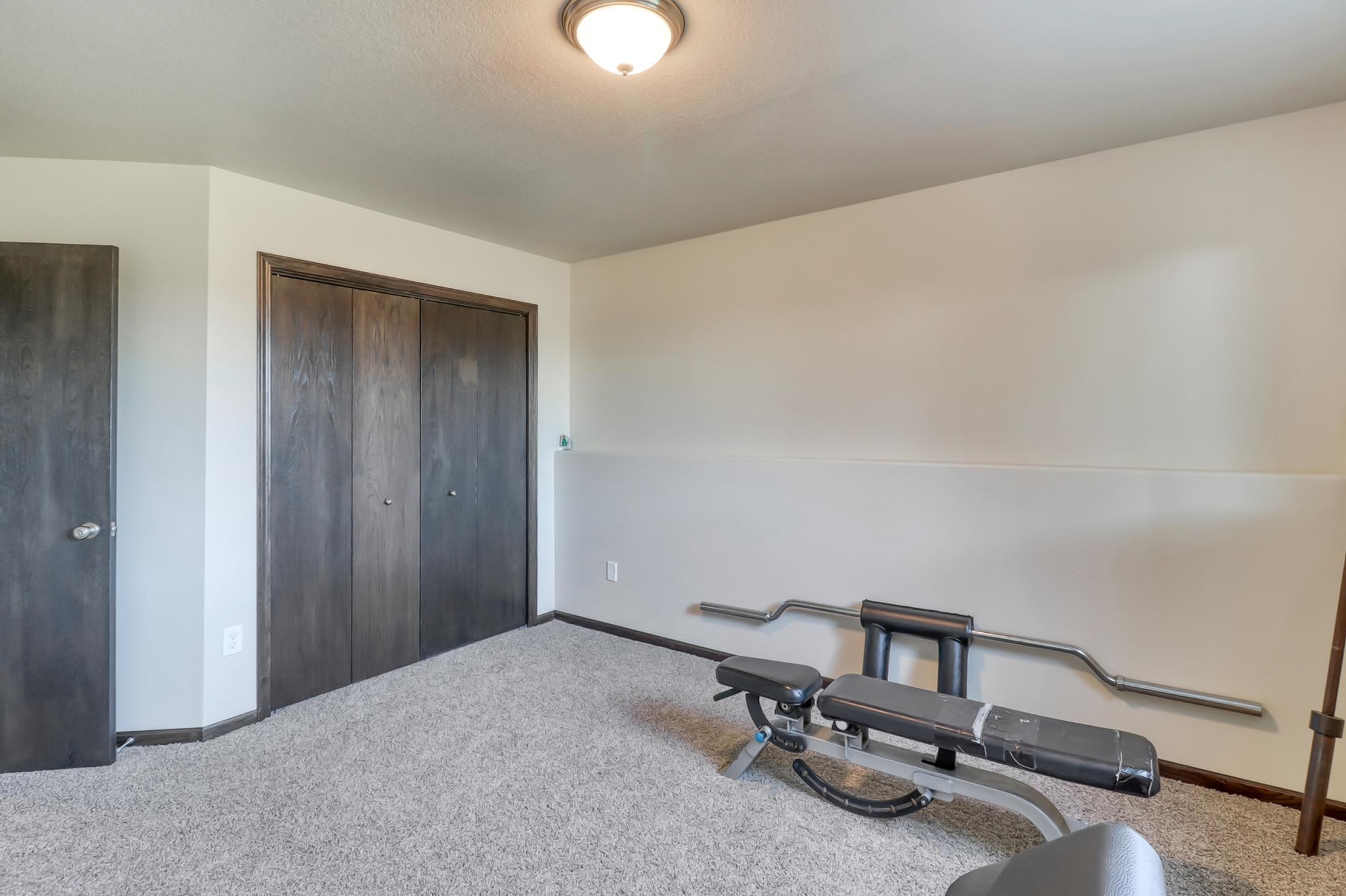 LL Bedroom 3
