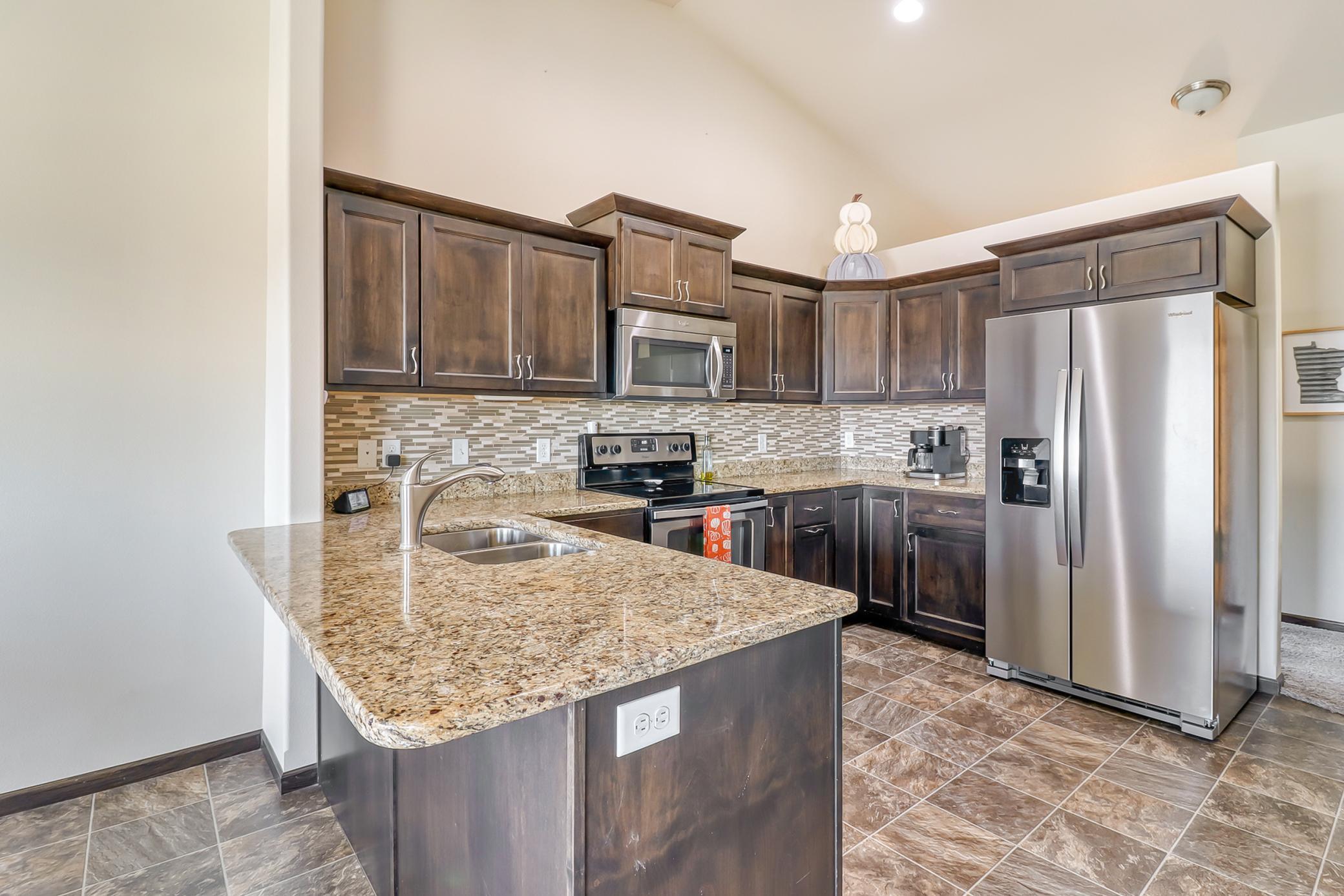Kitchen1_4.jpg
