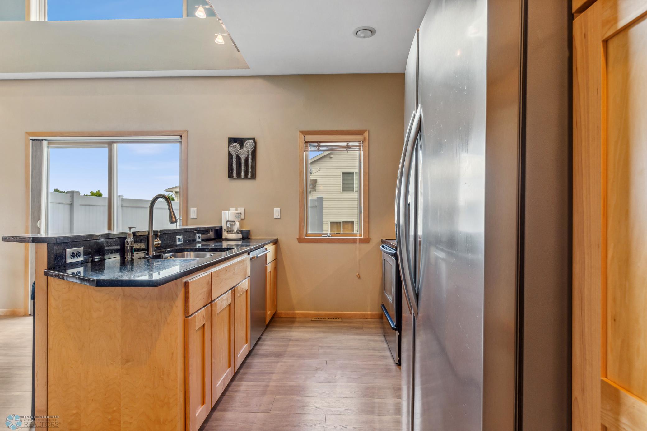 KITCHEN 2.jpg
