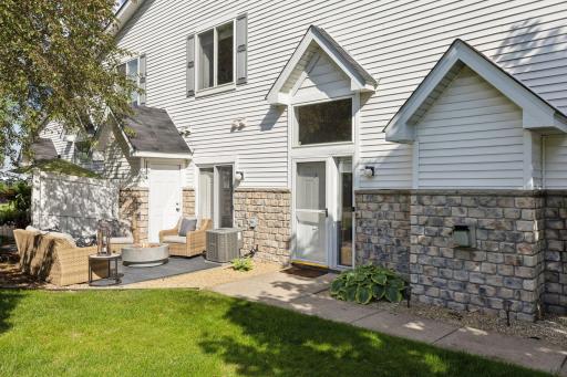 6855 Meadow Grass Lane S, Cottage Grove, MN 55016