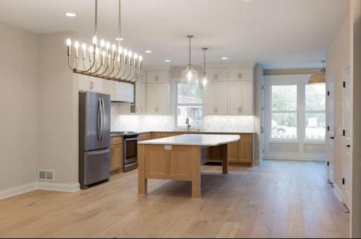 15 Village Lane, Excelsior, MN 55331