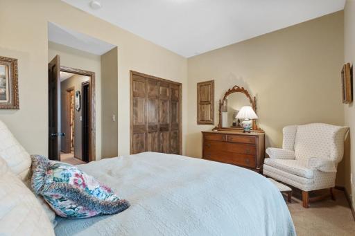 18887 Magenta Bay, Eden Prairie, MN 55347