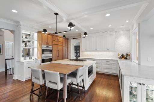 18887 Magenta Bay, Eden Prairie, MN 55347