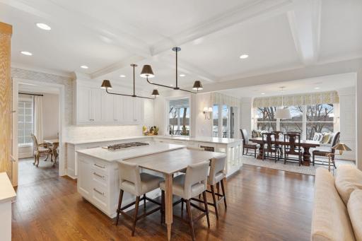 18887 Magenta Bay, Eden Prairie, MN 55347