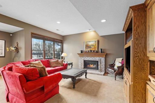 18887 Magenta Bay, Eden Prairie, MN 55347