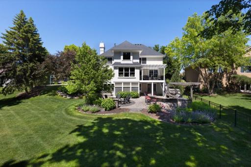 18887 Magenta Bay, Eden Prairie, MN 55347