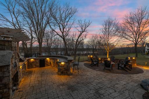 18887 Magenta Bay, Eden Prairie, MN 55347