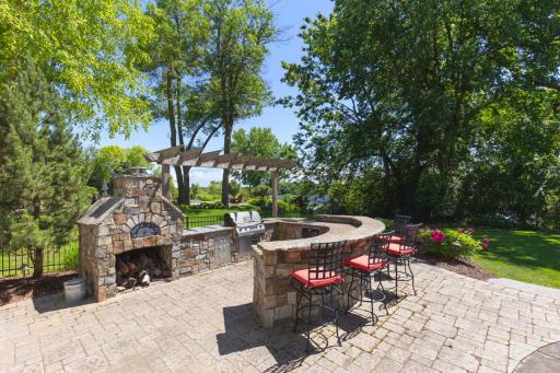 18887 Magenta Bay, Eden Prairie, MN 55347