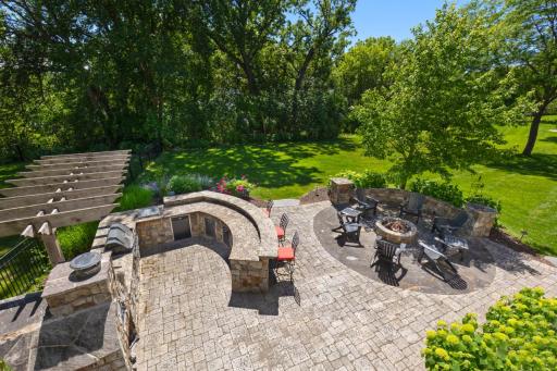 18887 Magenta Bay, Eden Prairie, MN 55347