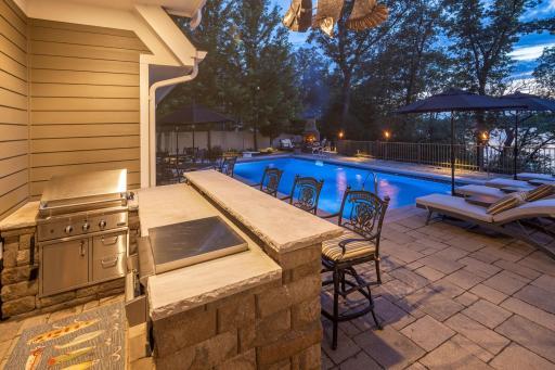 Poolside Outdoor Kitchen