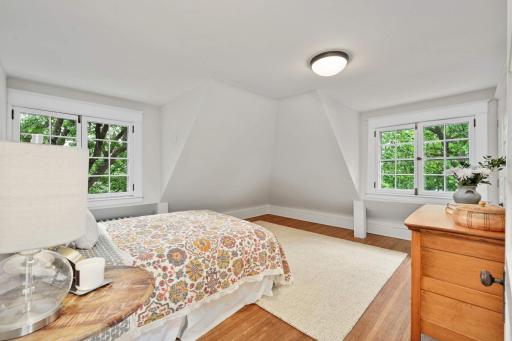 1729 Logan Avenue S, Minneapolis, MN 55403