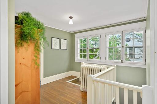 1729 Logan Avenue S, Minneapolis, MN 55403