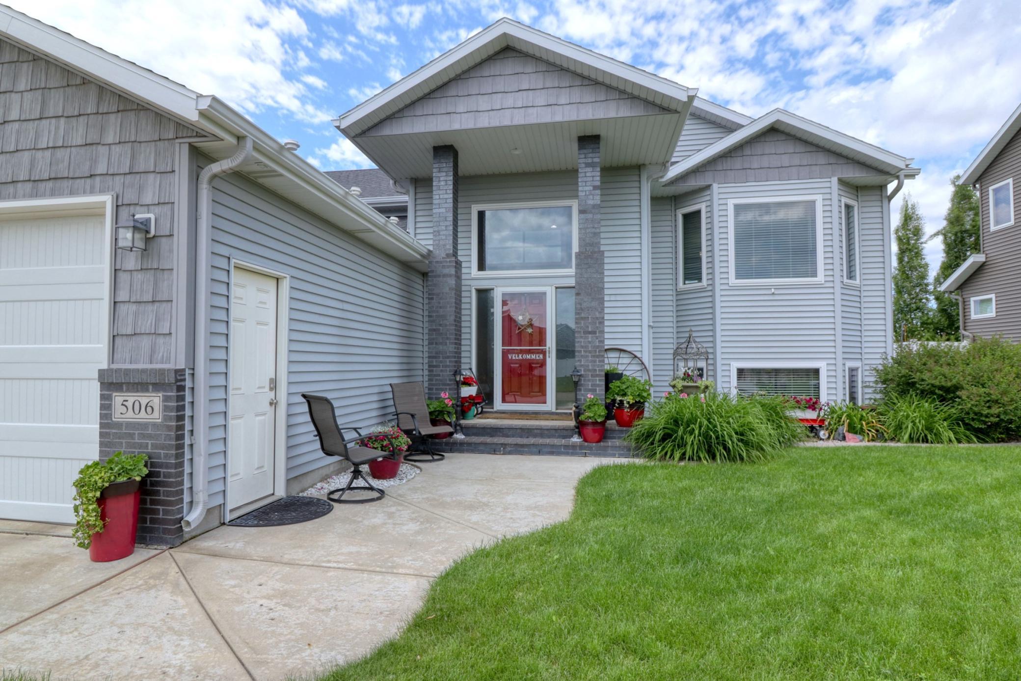 Front grand entrance