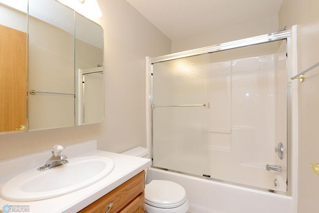 Full Lower Bath