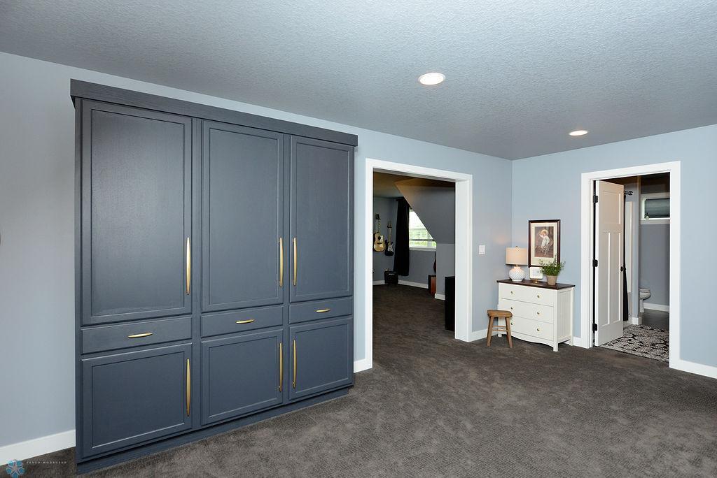 Fantastic Flex Area Storage Cabinet