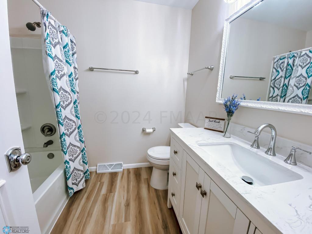Bathroom- Main Floor.jpeg
