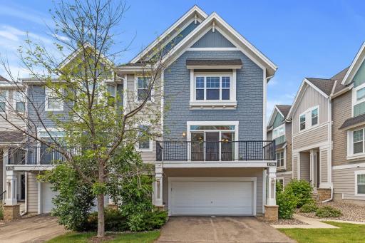 15594 Early Bird Circle, 1701, Apple Valley, MN 55124
