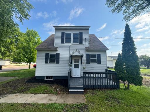 433 NE 2nd Street, Buffalo Lake, MN 55314
