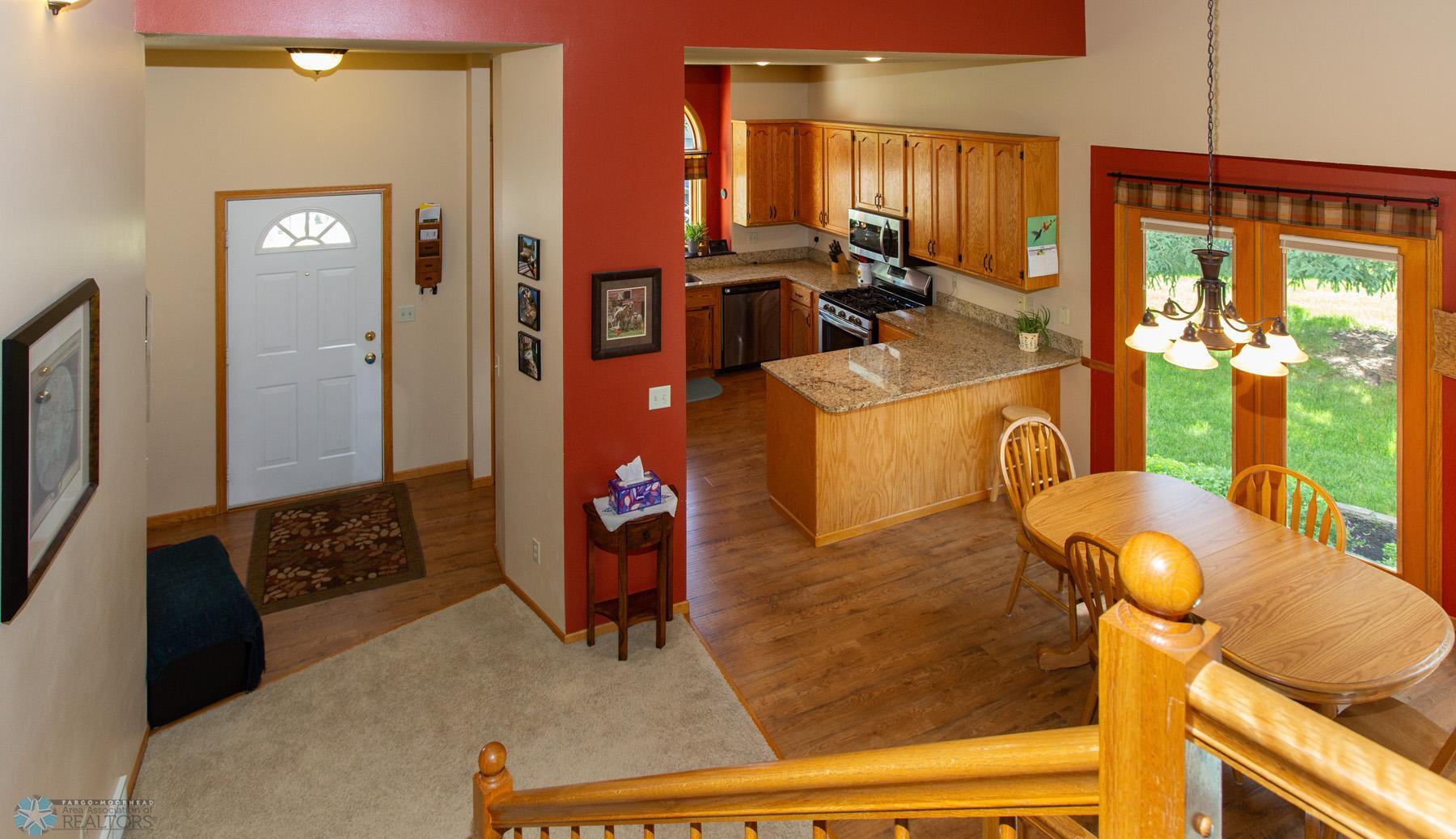 Foyer/Dining Area