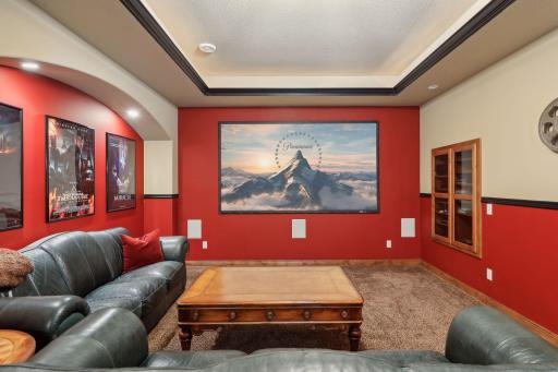 2928 Jonquil Trail N, Lake Elmo, MN 55042