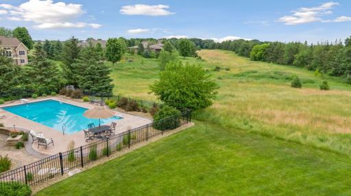 2928 Jonquil Trail N, Lake Elmo, MN 55042