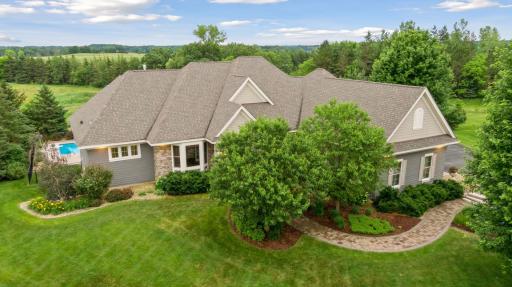 2928 Jonquil Trail N, Lake Elmo, MN 55042