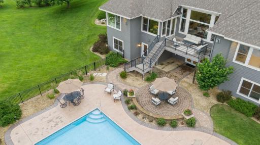 2928 Jonquil Trail N, Lake Elmo, MN 55042