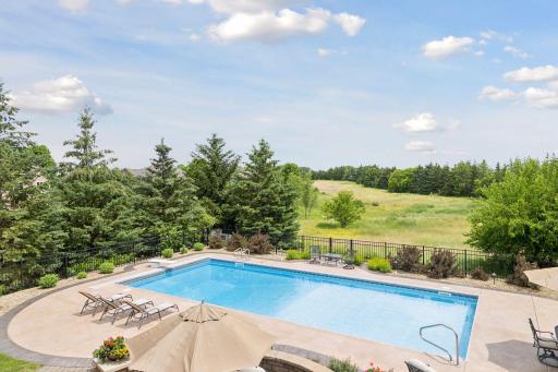 2928 Jonquil Trail N, Lake Elmo, MN 55042