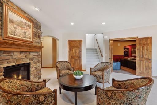 2928 Jonquil Trail N, Lake Elmo, MN 55042