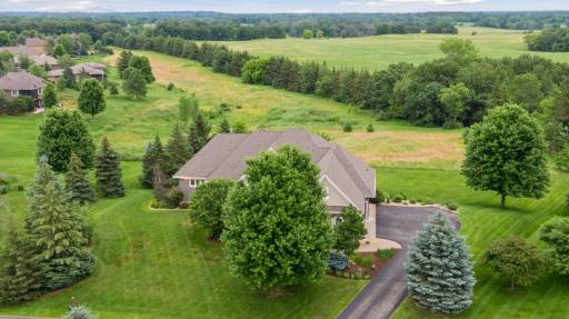 2928 Jonquil Trail N, Lake Elmo, MN 55042