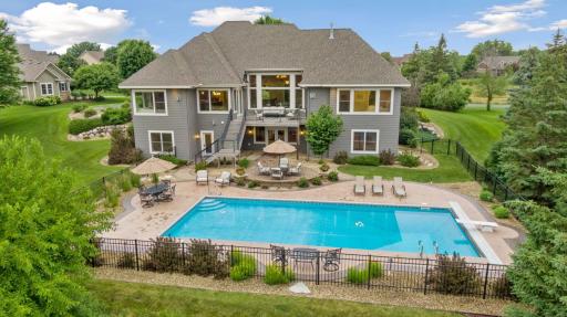 2928 Jonquil Trail N, Lake Elmo, MN 55042