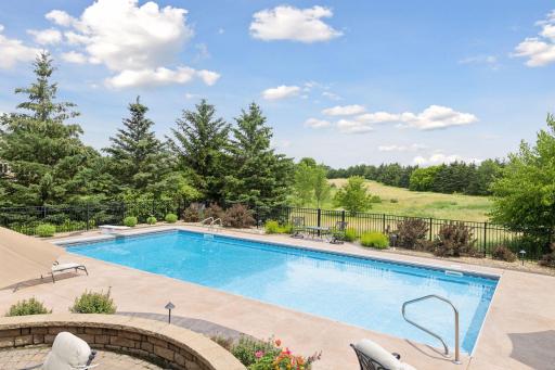 2928 Jonquil Trail N, Lake Elmo, MN 55042