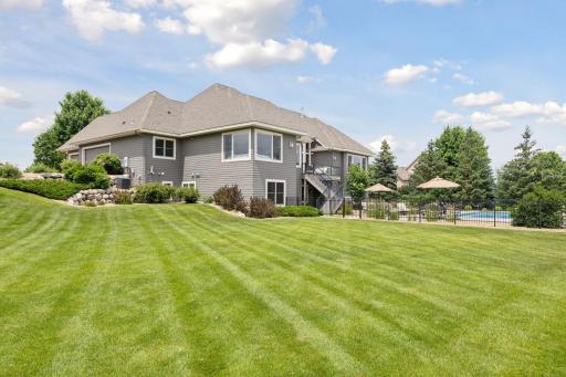 2928 Jonquil Trail N, Lake Elmo, MN 55042