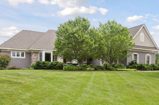 2928 Jonquil Trail N, Lake Elmo, MN 55042