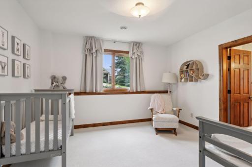 2928 Jonquil Trail N, Lake Elmo, MN 55042