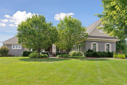 2928 Jonquil Trail N, Lake Elmo, MN 55042