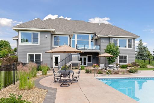 2928 Jonquil Trail N, Lake Elmo, MN 55042
