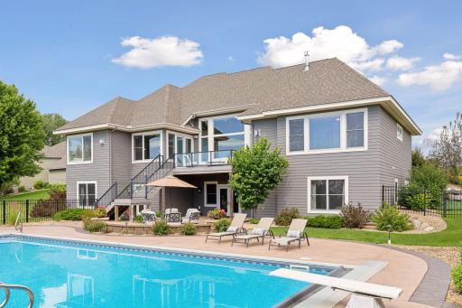 2928 Jonquil Trail N, Lake Elmo, MN 55042