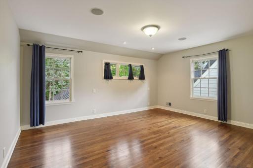 5017 Bruce Avenue, Minneapolis, MN 55424