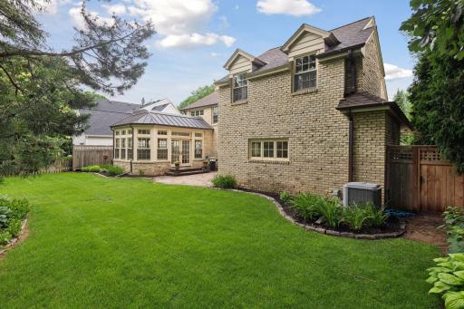 5017 Bruce Avenue, Minneapolis, MN 55424