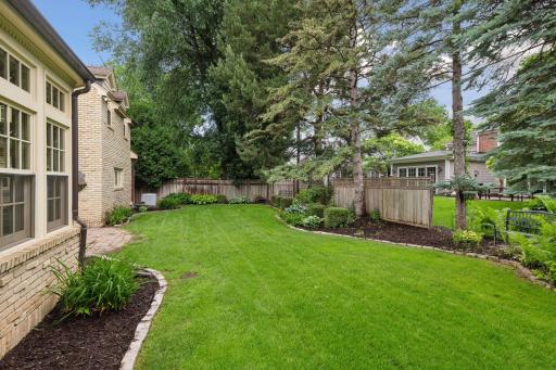5017 Bruce Avenue, Minneapolis, MN 55424