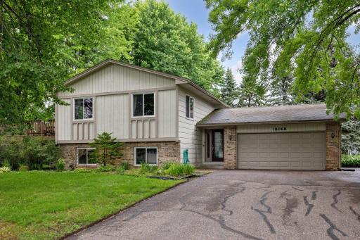 18068 83rd Avenue N, Maple Grove, MN 55311