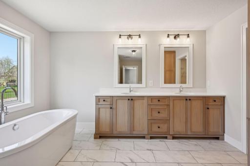 4545 Garland Lane N, Plymouth, MN 55446