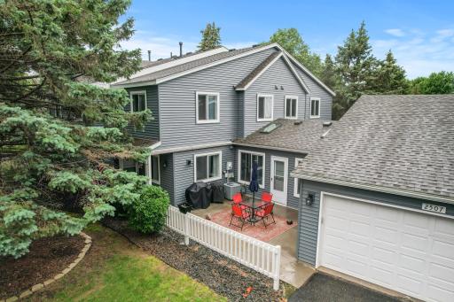 2507 Wimbledon Place, Saint Paul, MN 55125