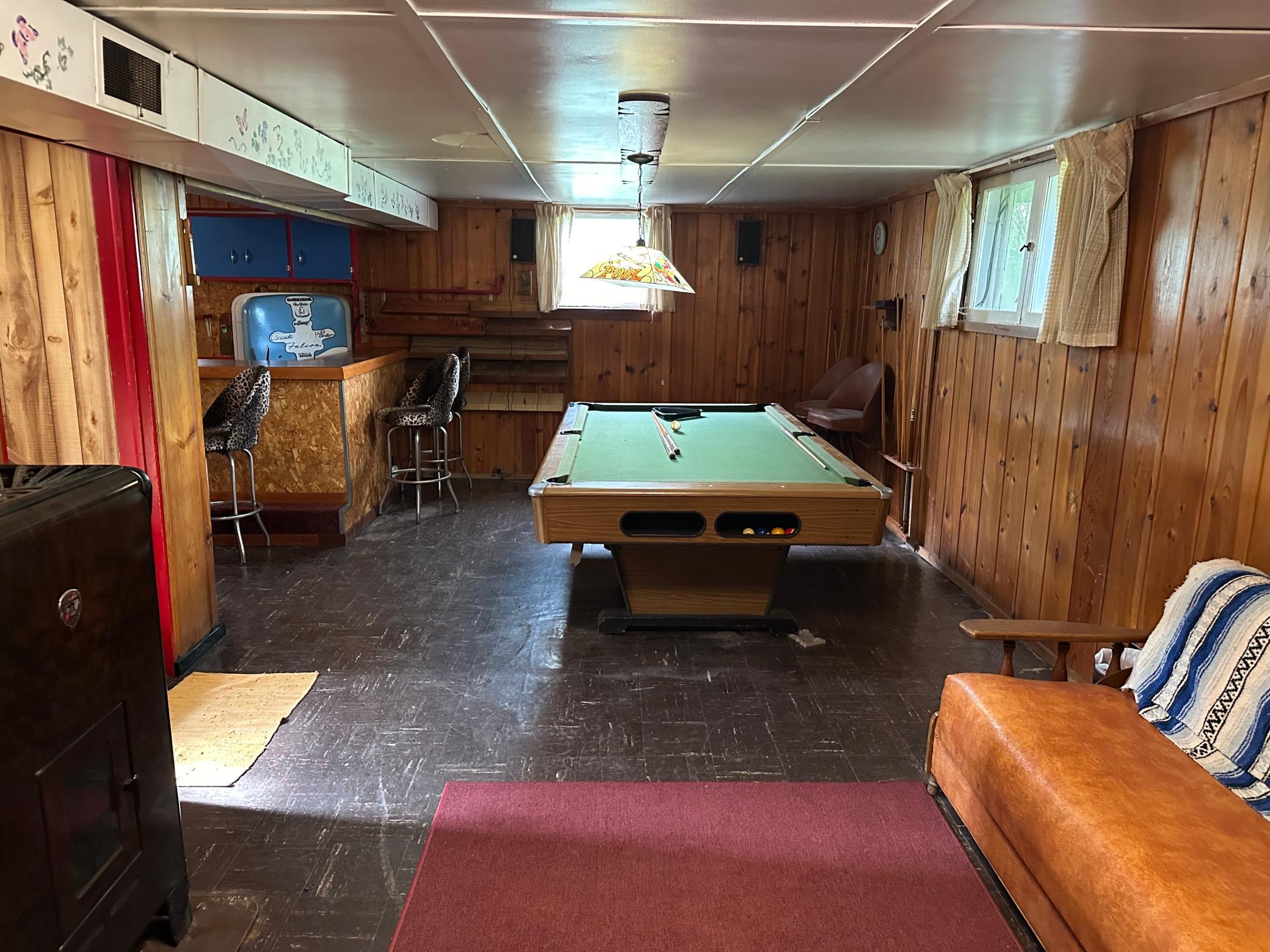 Family room basement.jpg